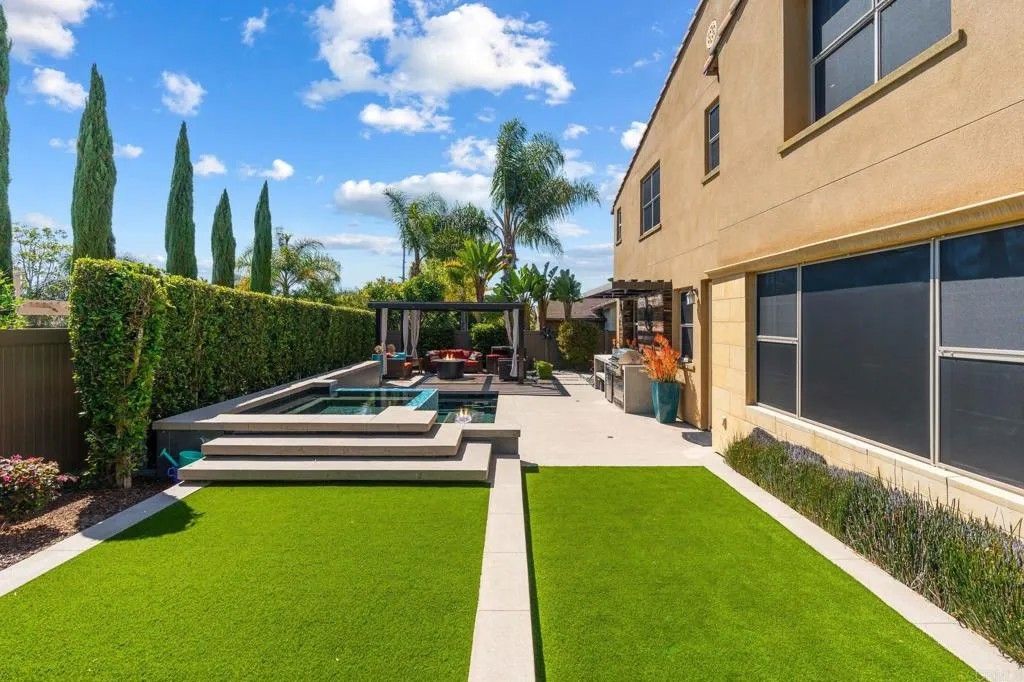 Photo of 809 Dolphin Circle, Encinitas, CA 92024 (MLS # NDP2603304)