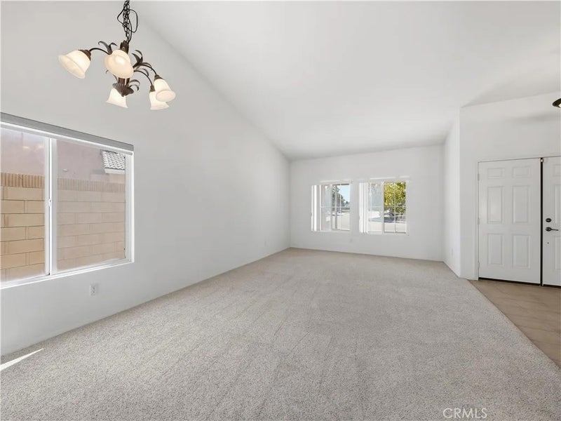 2021 W. Avenue J9