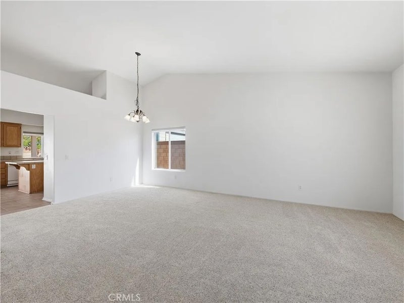 2021 W. Avenue J9