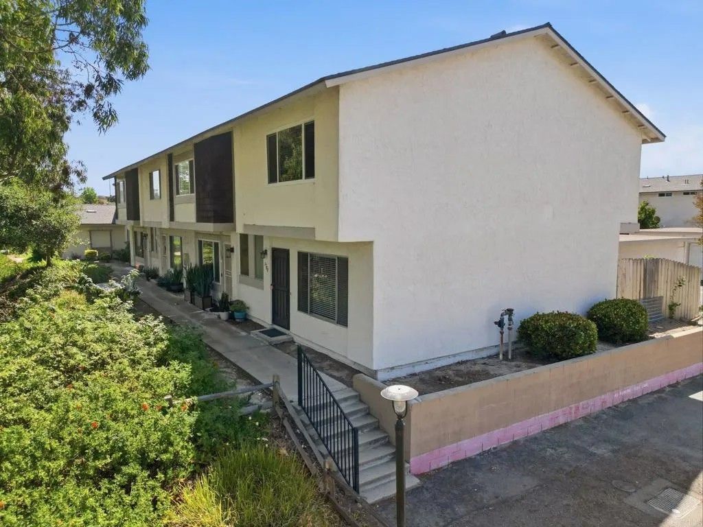 Photo of 3580 Surf Place, Oceanside, CA 92056 (MLS # NDP2603764)