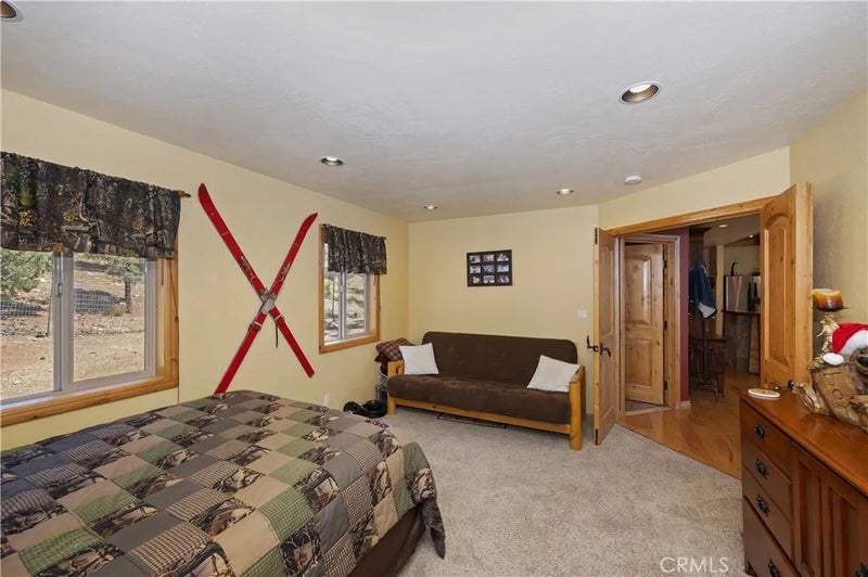 1307 Baldwin Lake