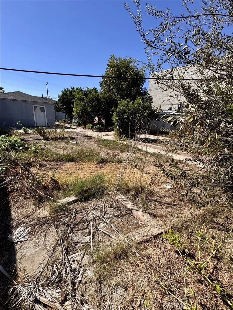 1741 W 150th