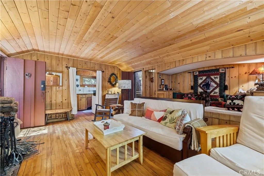 Photo of 105 Upper San Antonio Falls, Mt Baldy, CA 91759 (MLS # PW26095370)