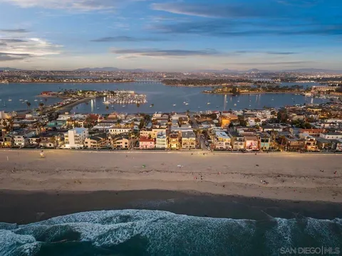 3409 ocean front Walk, San Diego, CA 92109 - #: 260007392