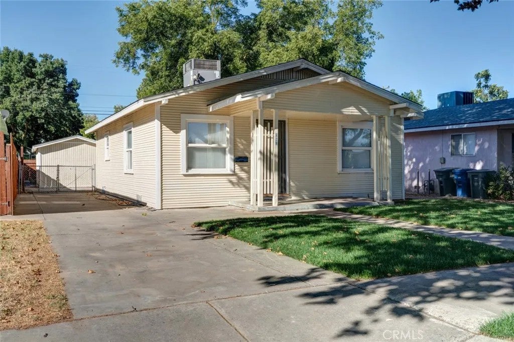 828 W 23rd Street