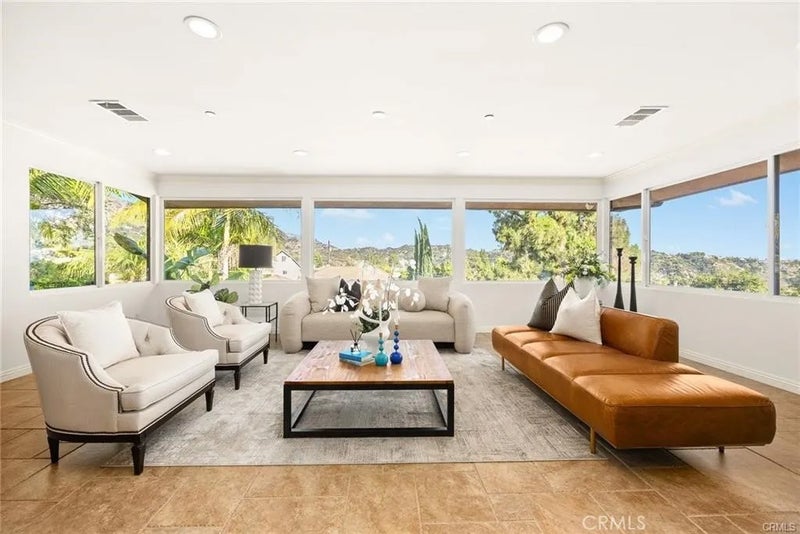 2047 Carolwood Drive
