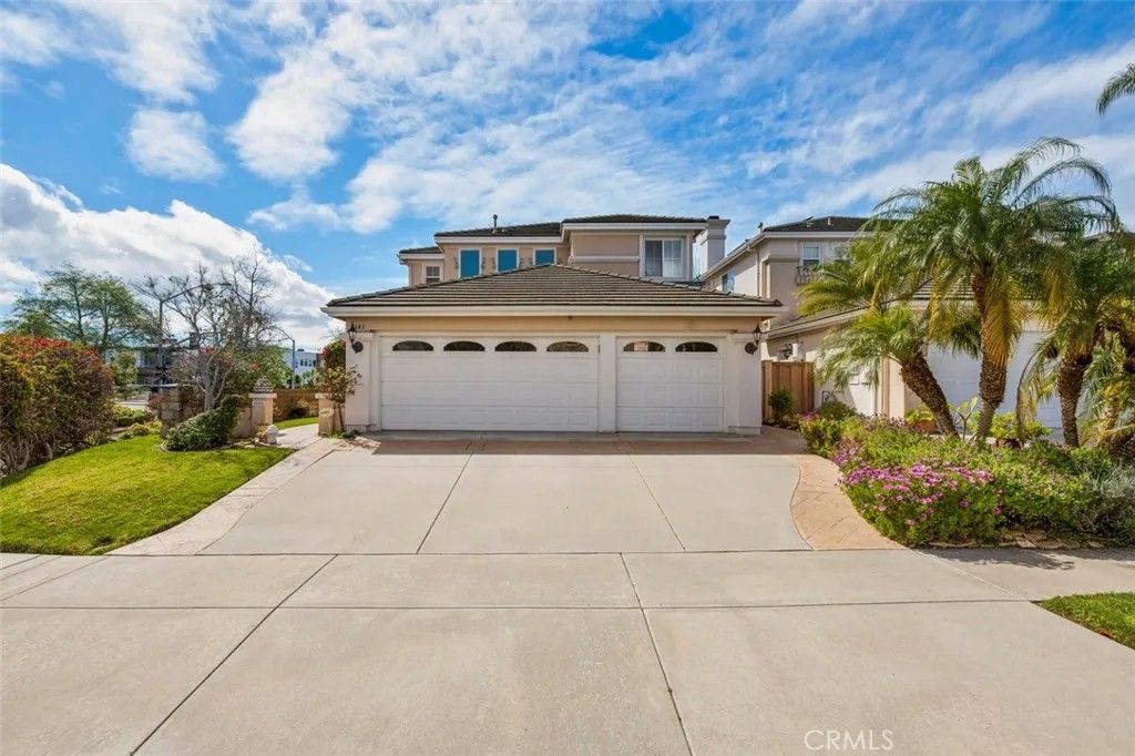 Photo of 5643 Willowmere Ln, San Diego, CA 92130 (MLS # ND26082724)