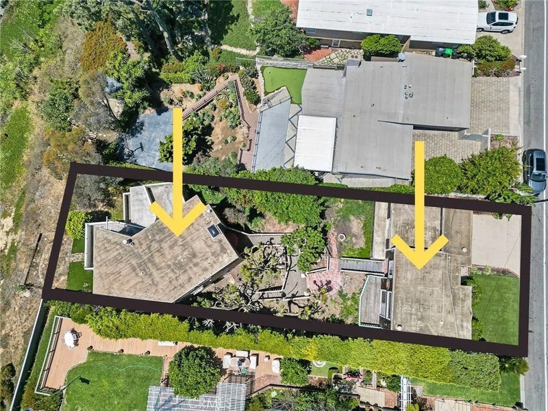 2209 Cliff Drive