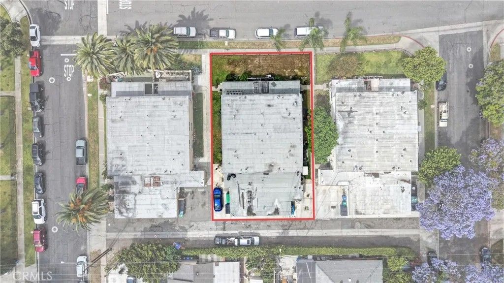 Photo of 2211 S Fairview St, Santa Ana, CA 92704 (MLS # OC26078493)