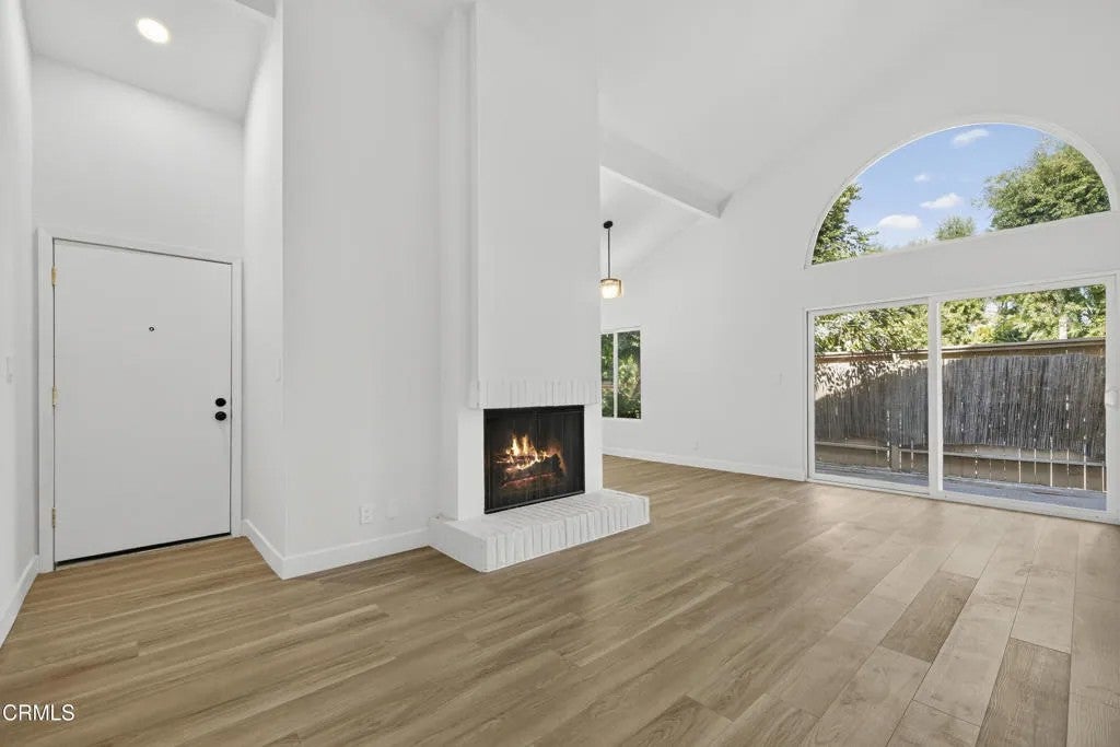 22330 Victory Boulevard 604