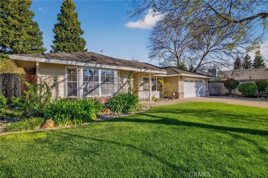 Photo of 8 Shari Lane, Chico, CA 95928 (MLS # SN26055144)