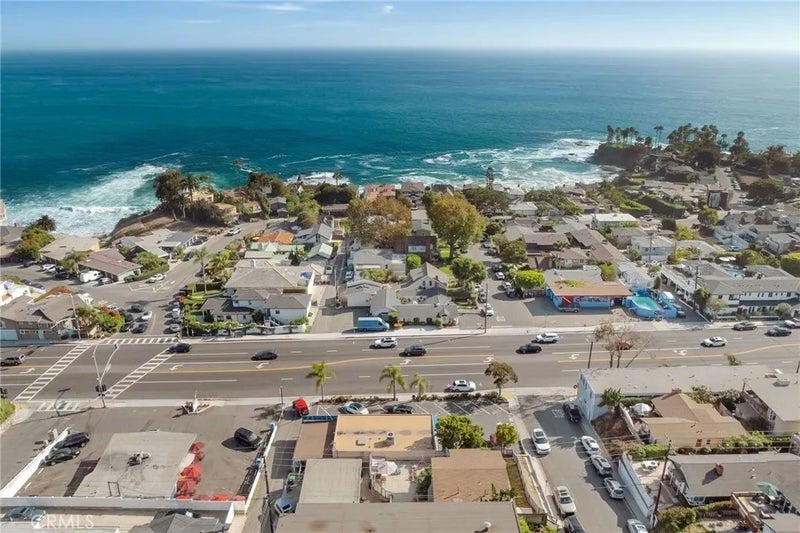 217 Wave Street