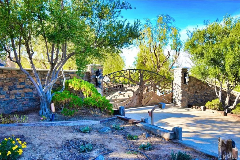 40125 Camino Del Vino