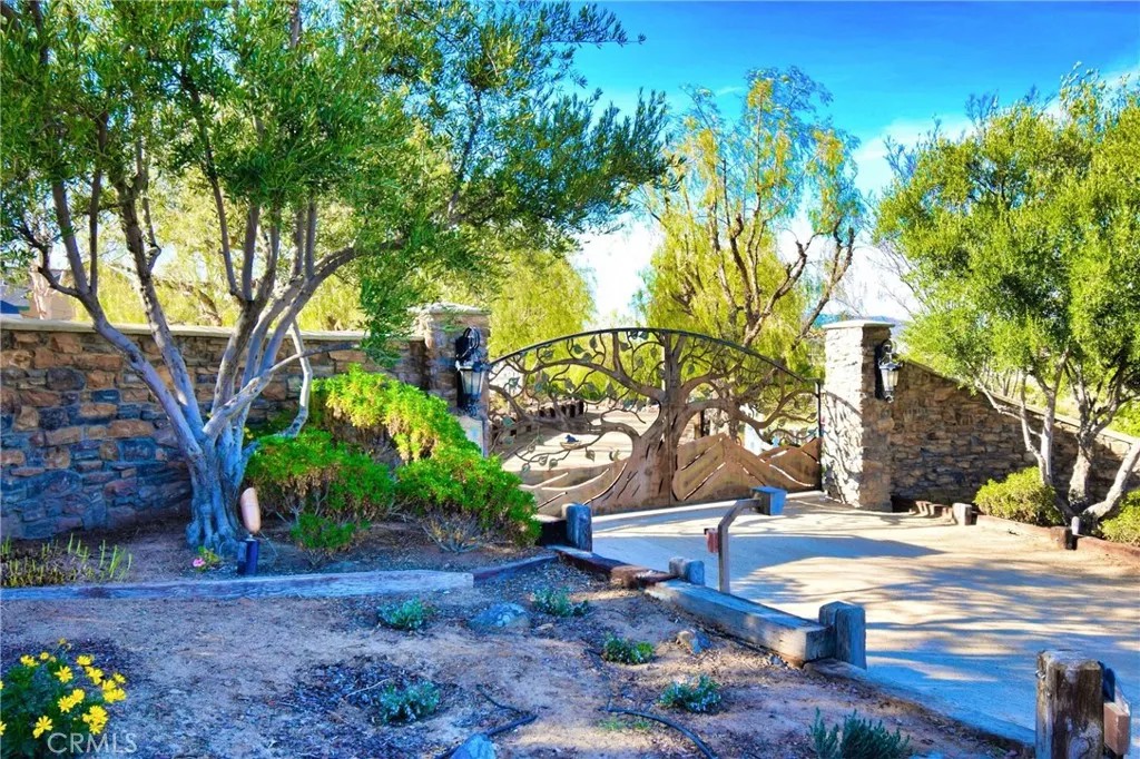 40125 Camino Del Vino