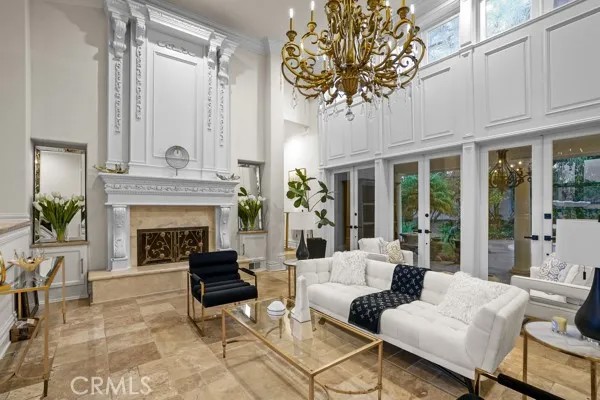 4379 Foxburrow Court