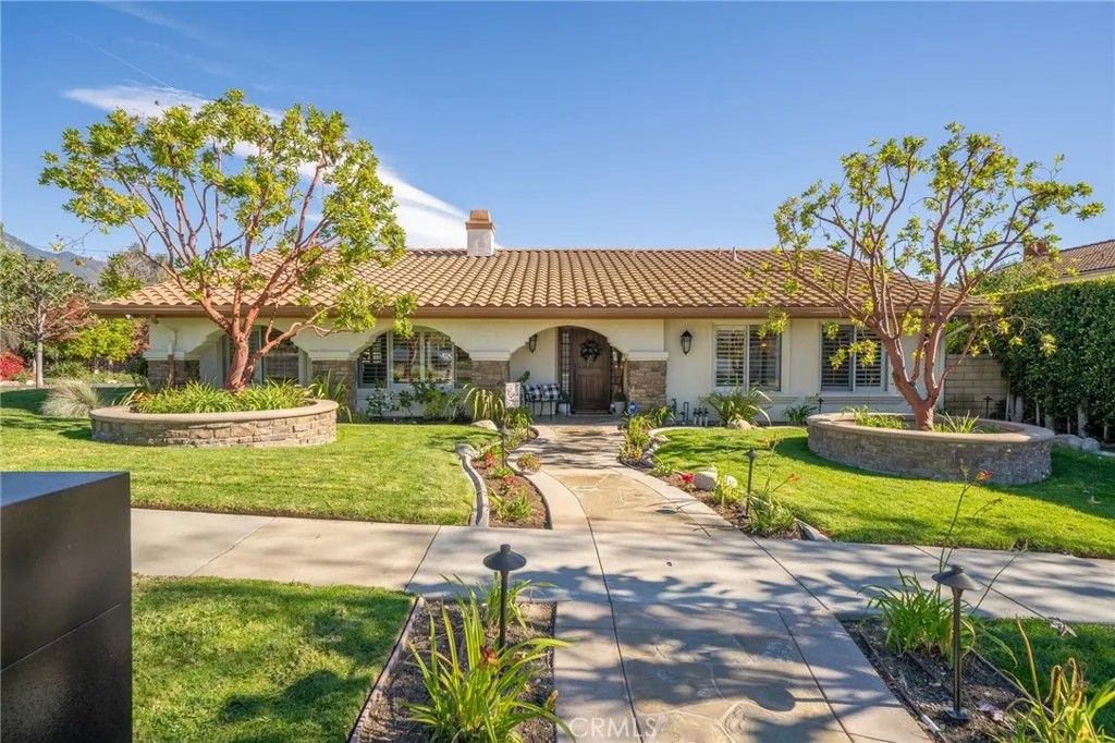 Photo of 2294 Coolcrest Ave, Upland, CA 91784 (MLS # CV26006761)