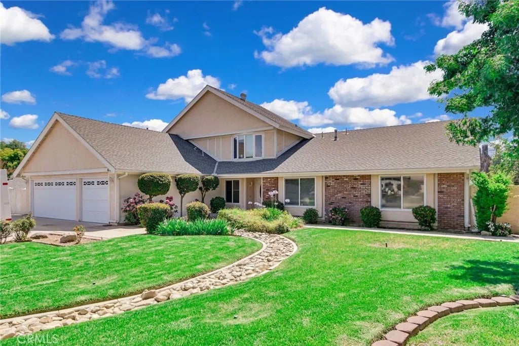 Photo of 6074 Malachite Avenue, Alta Loma, CA 91737 (MLS # IG26185856)