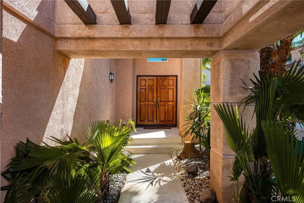 Photo of 39876 Via Castana, Murrieta, CA 92563 (MLS # PW26079206)