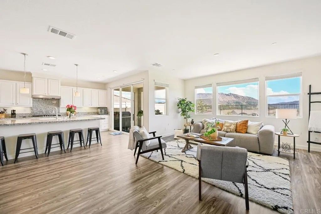 Photo of 4634 Silent Knoll Drive, Fallbrook, CA 92028 (MLS # NDP2510808)