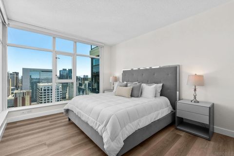 Tiny photo for 1199 Pacific Hwy #3402, San Diego, CA 92101 (MLS # 250038672)