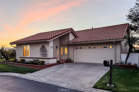 27796 Espinoza Mission Viejo CA 92692