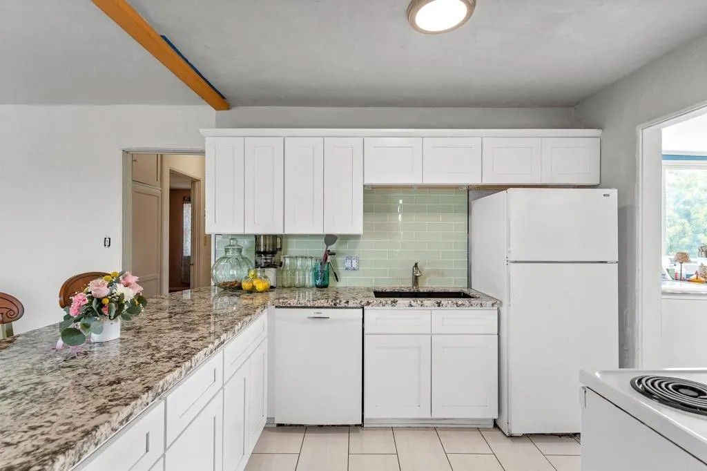 Photo of 2163 Gracey Lane, Fallbrook, CA 92028 (MLS # NDP2508248)