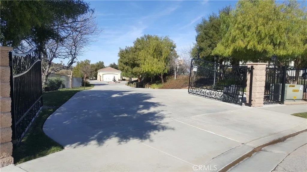 4007 Suzie Circle