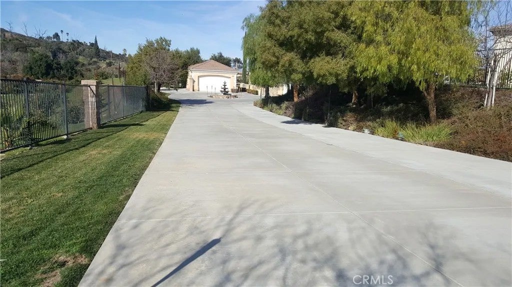4007 Suzie Circle