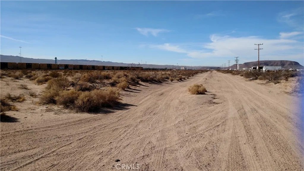 37265 Yermo