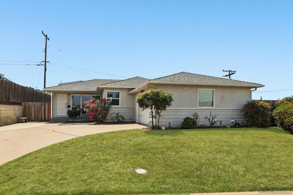 Photo of 4901 Greenbrier Ave, San Diego, CA 92120 (MLS # 260008153)