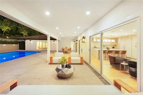 Tiny photo for 321 Wonderview Drive, Glendale, CA 91202 (MLS # GD25252294)