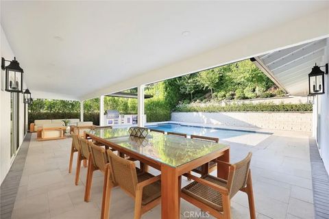 Tiny photo for 321 Wonderview Drive, Glendale, CA 91202 (MLS # GD25252294)