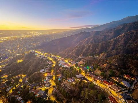 Tiny photo for 321 Wonderview Drive, Glendale, CA 91202 (MLS # GD25252294)