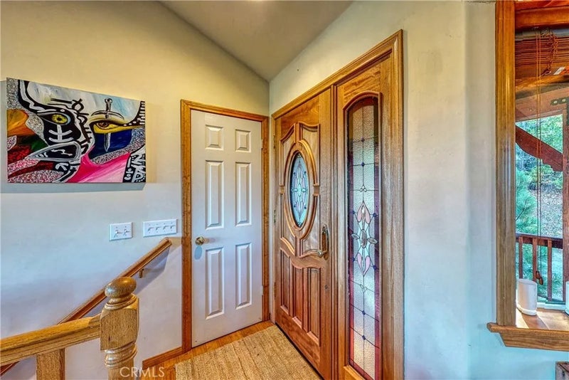 863 Grass Valley