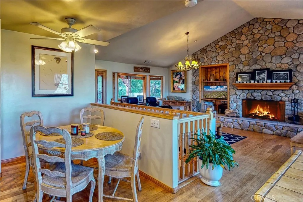 863 Grass Valley