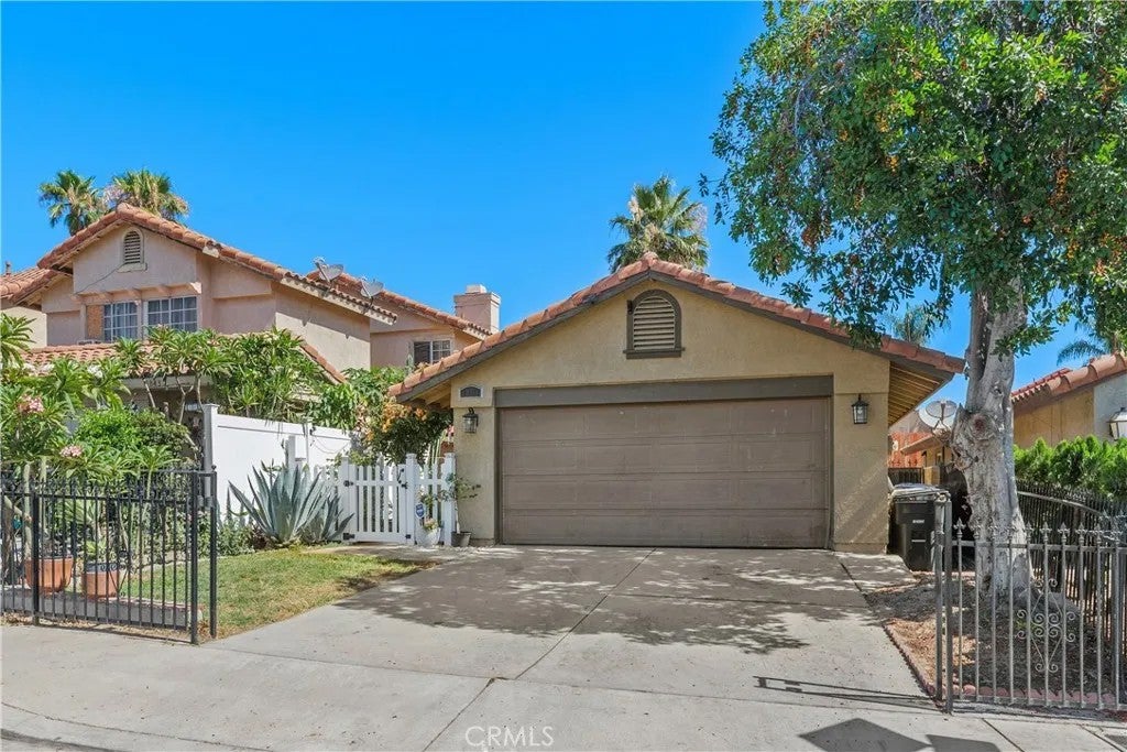 1837 De Carmen Drive