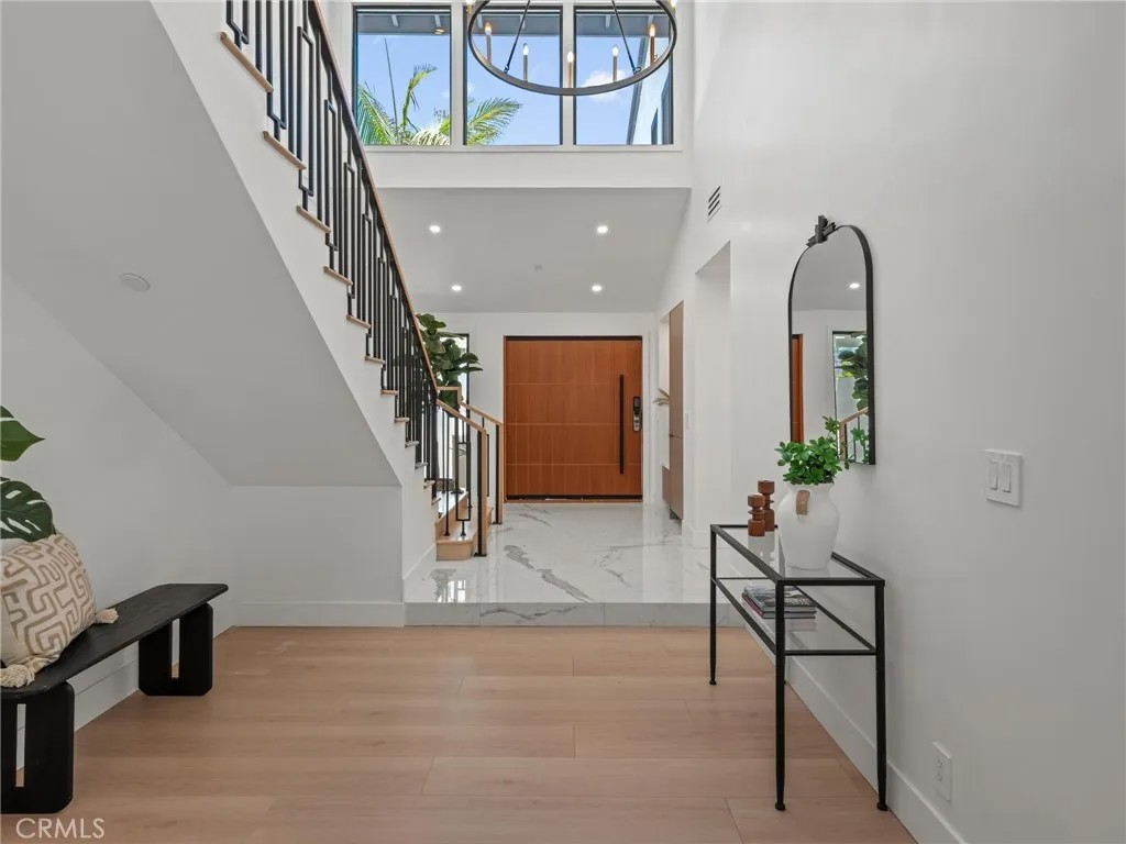 24 White Water Drive