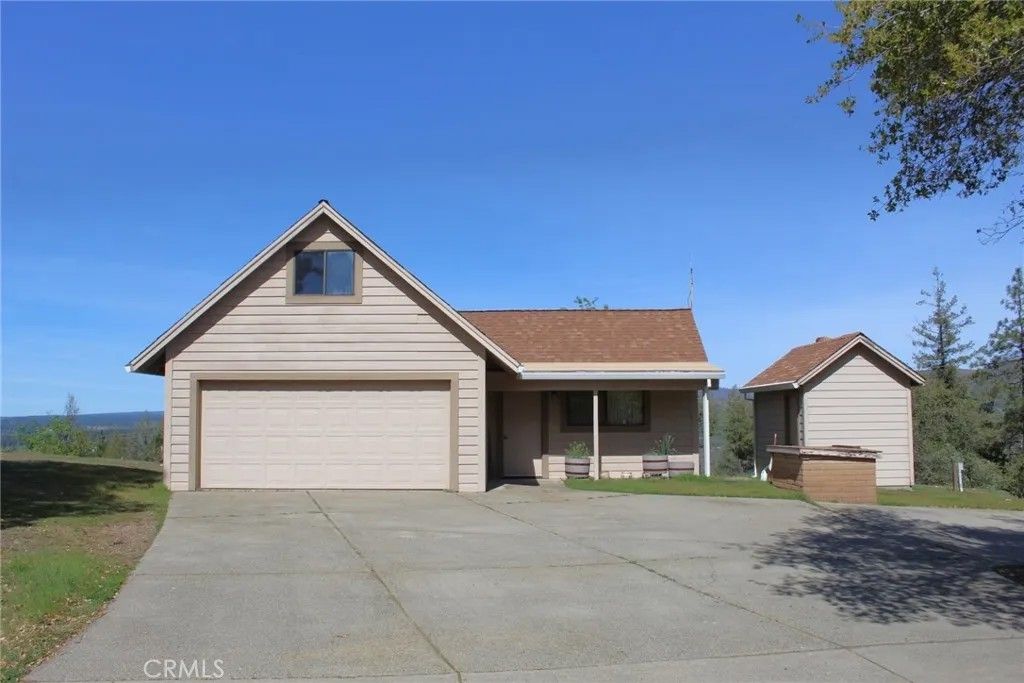 Photo of 3482 Skycrest Dr, Oroville, CA 95965 (MLS # PA26057804)