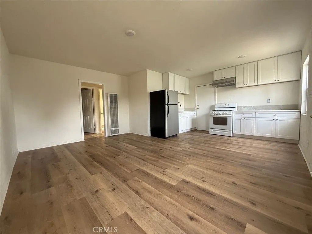 Photo of 10206 S Vermont Ave, Los Angeles, CA 90044 (MLS # WS26003327)