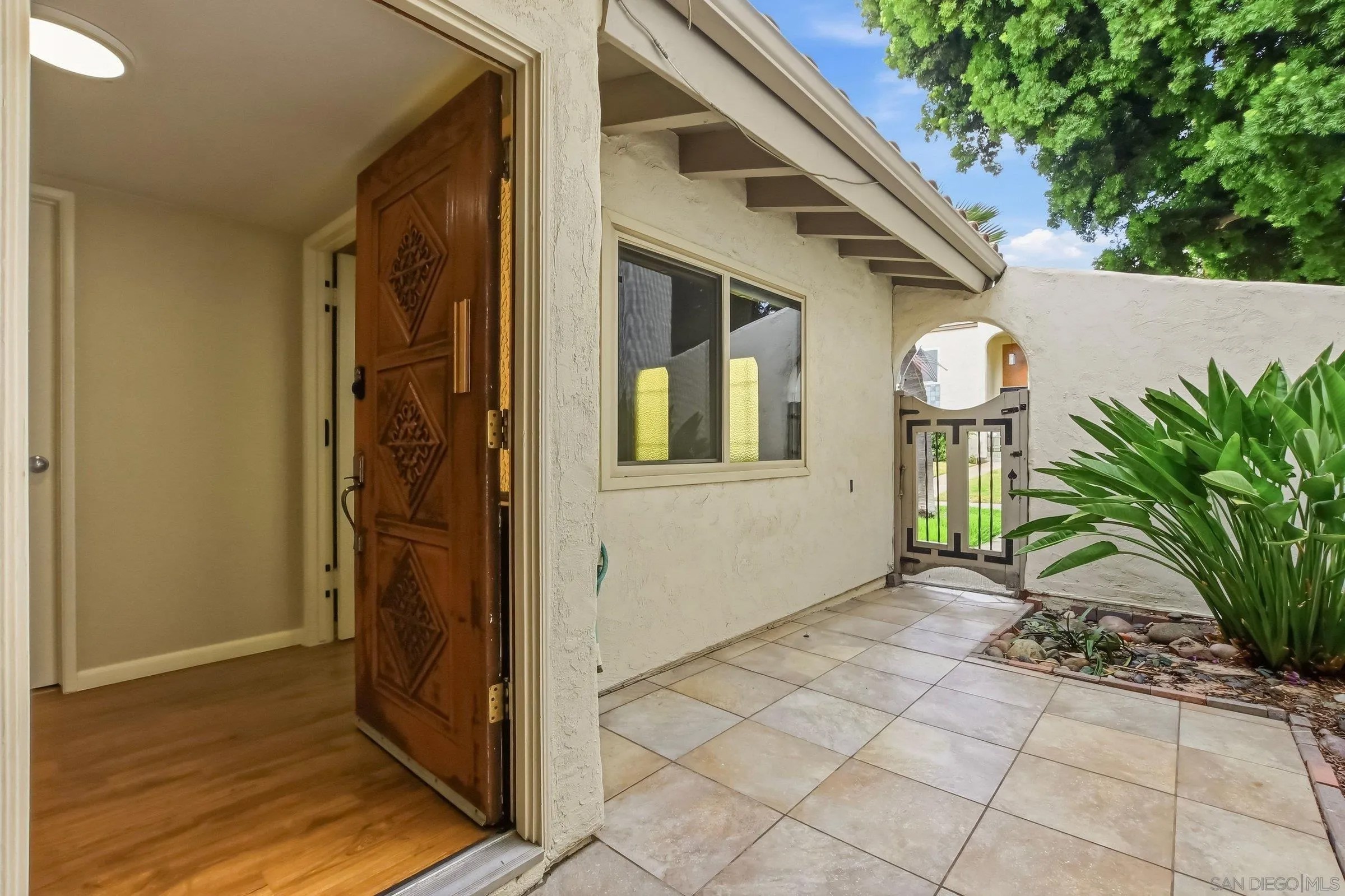 5244 Mount Alifan