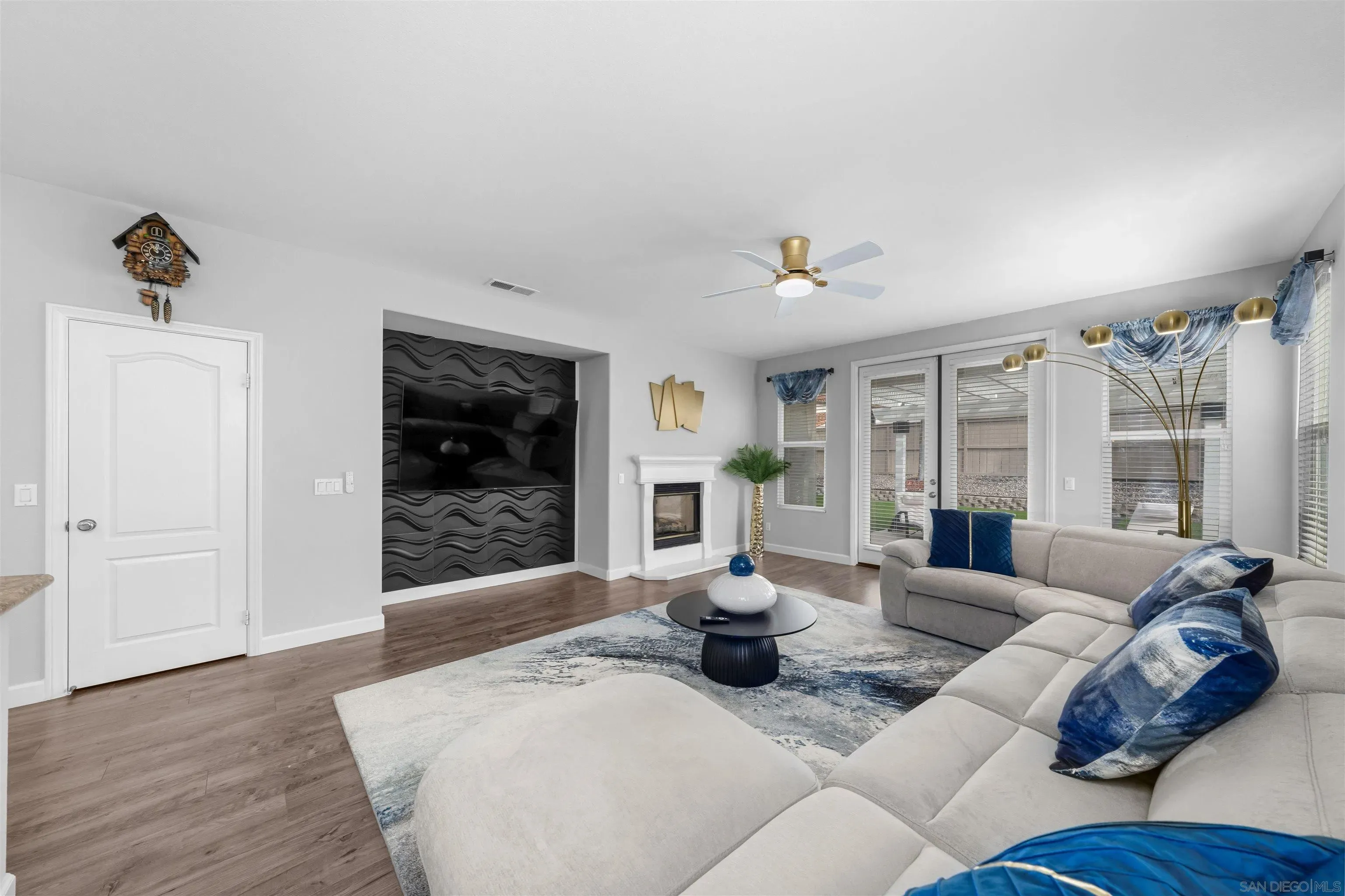 Chula Vista, California 91913, United States, 4 Bedrooms Bedrooms, ,4 BathroomsBathrooms,Residential,Active,235035