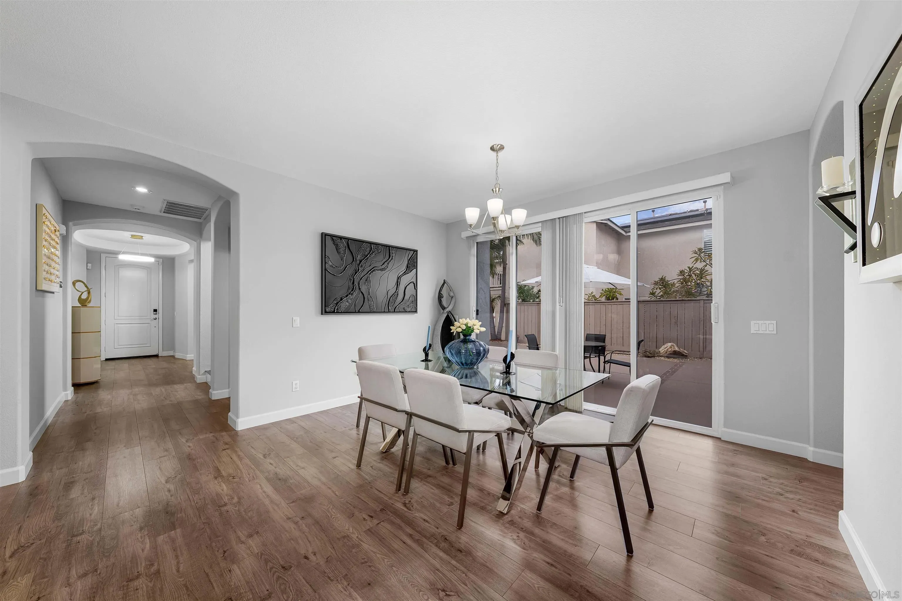 Chula Vista, California 91913, United States, 4 Bedrooms Bedrooms, ,4 BathroomsBathrooms,Residential,Active,235035