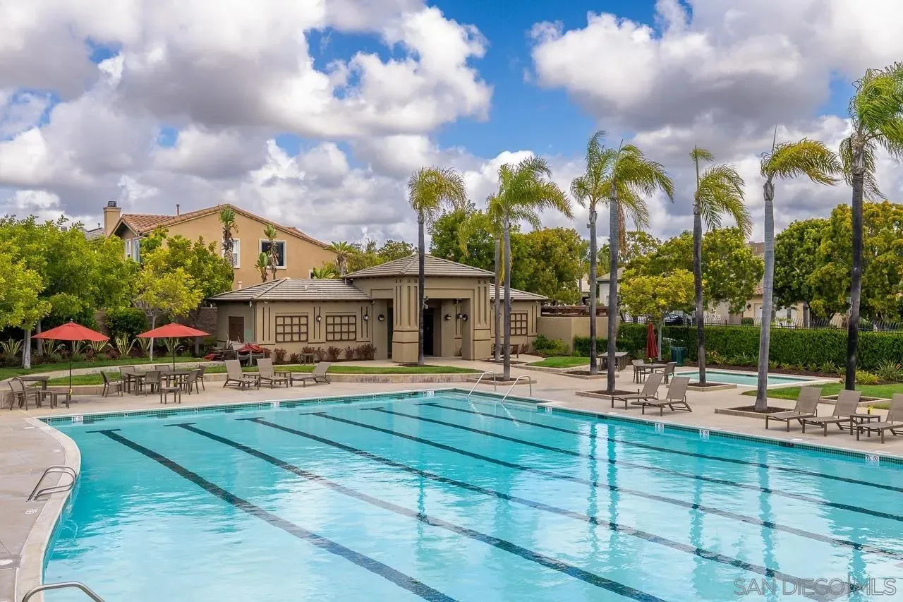 Chula Vista, California 91913, United States, 4 Bedrooms Bedrooms, ,4 BathroomsBathrooms,Residential,Active,235035