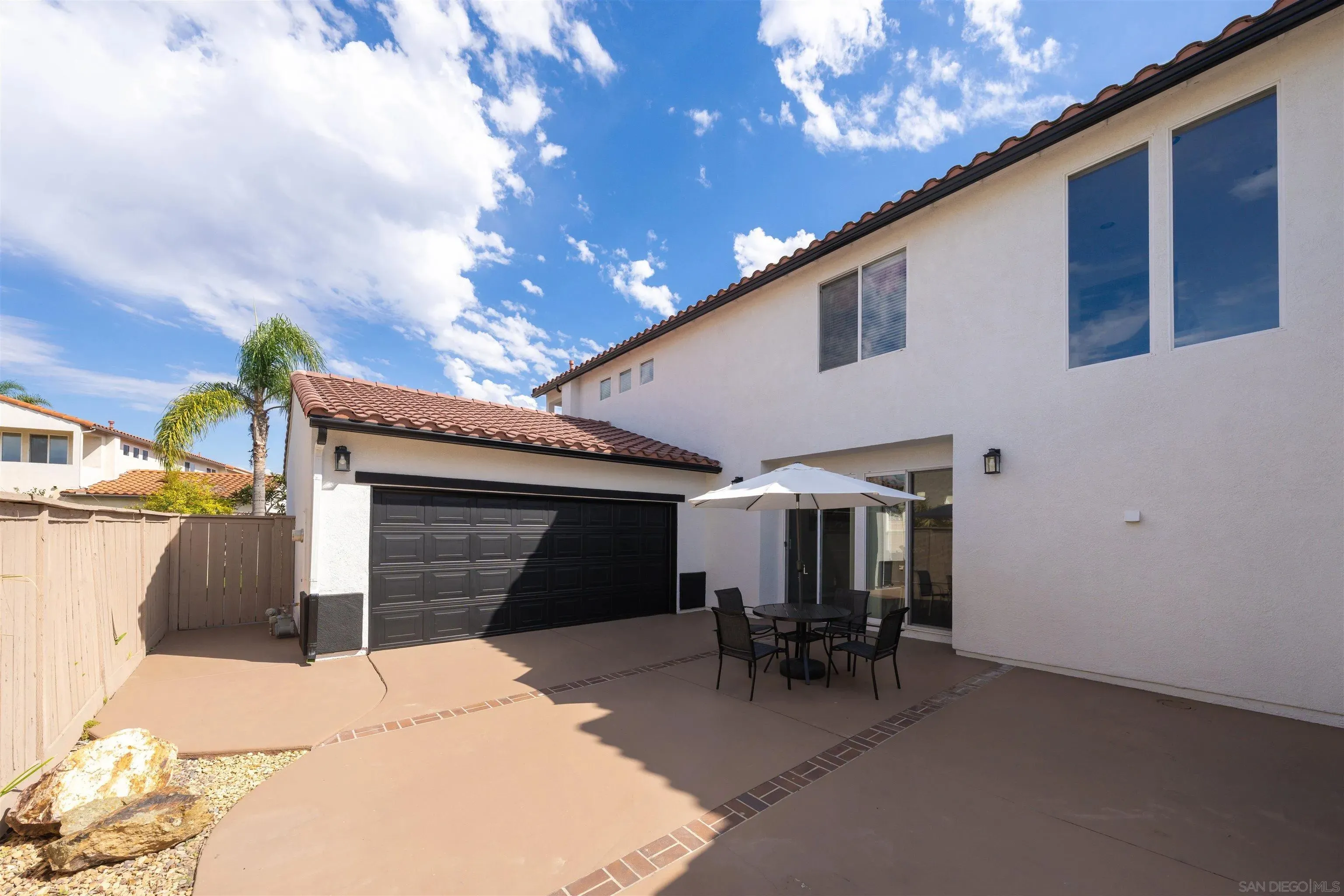 Chula Vista, California 91913, United States, 4 Bedrooms Bedrooms, ,4 BathroomsBathrooms,Residential,Active,235035