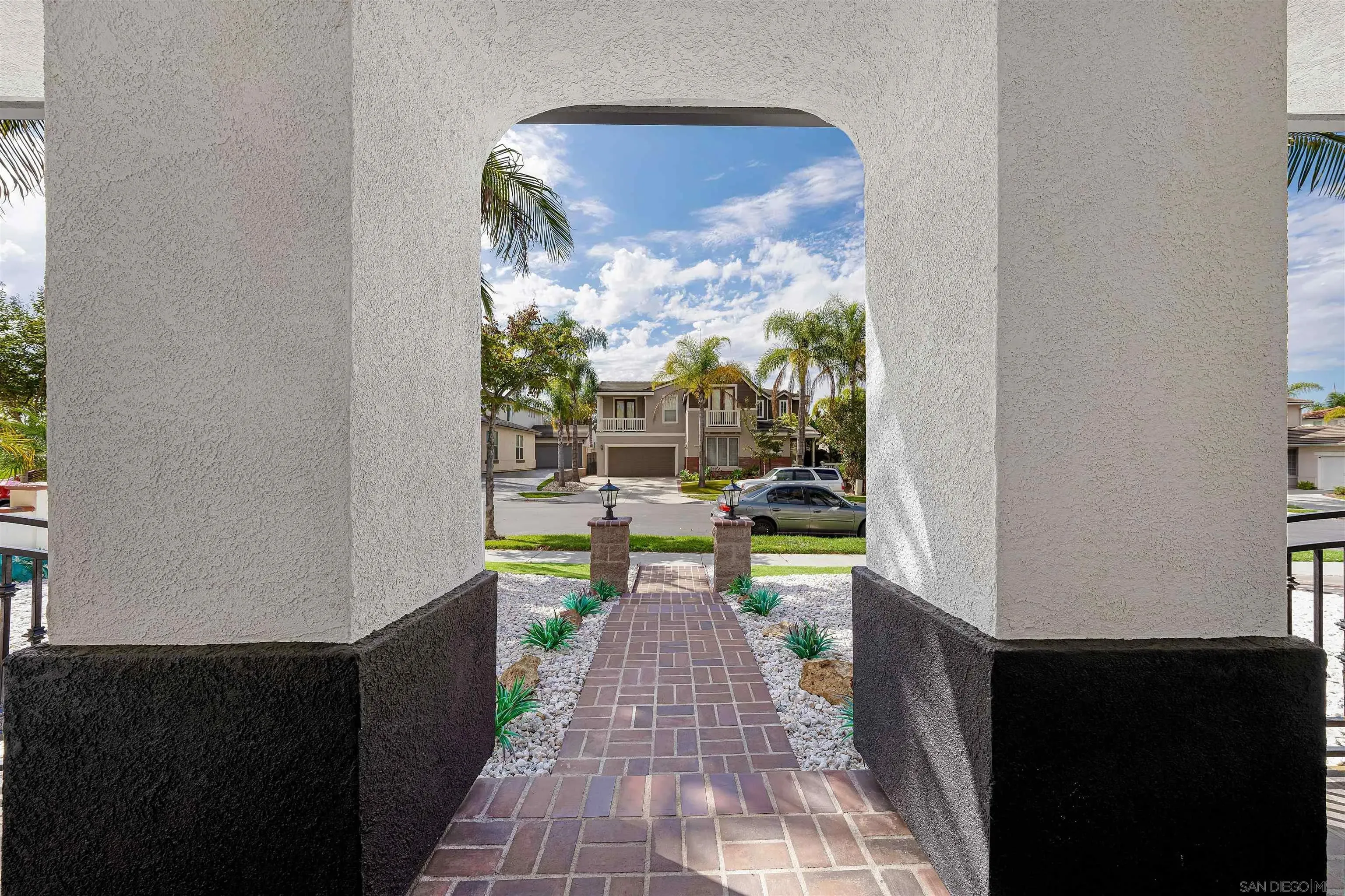 Chula Vista, California 91913, United States, 4 Bedrooms Bedrooms, ,4 BathroomsBathrooms,Residential,Active,235035