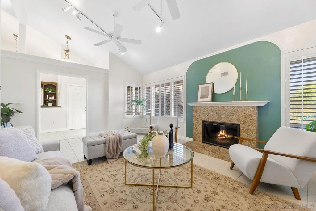 Photo of 11409 Duenda Rd, San Diego, CA 92127 (MLS # 260001553)