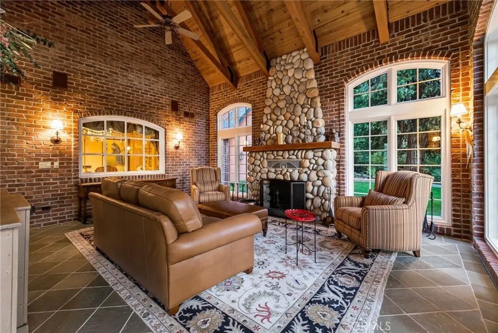 45 Lakevista