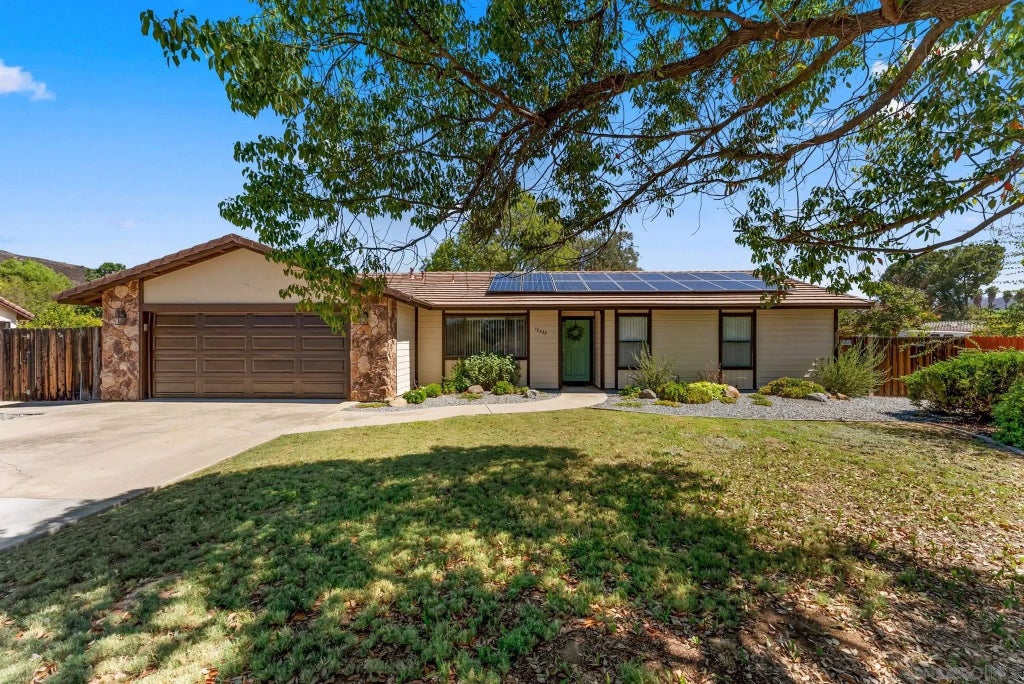 Photo of 16333 Bassett CT, Ramona, CA 92065 (MLS # 260020681)