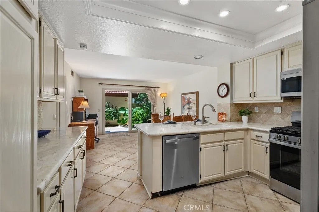 25742 Shell Drive 189