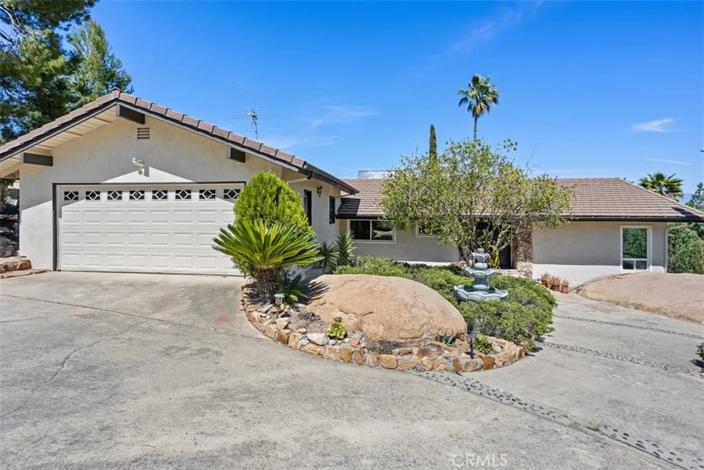 28410 Faircrest Way